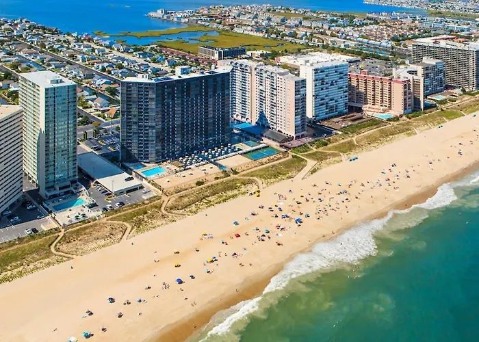 Holiday home Affordable With Furnished Balcony Water Views & Pools Ocean City